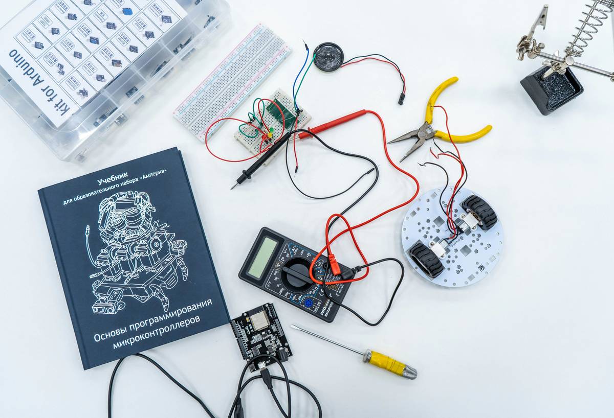 embedded iot lab manual circuit schematic showing low-power sensor node design