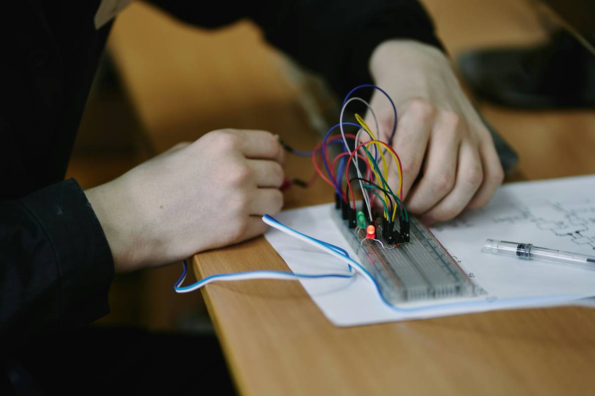 Side-by-side comparison of journal of embedded systems article vs generic coding tutorial