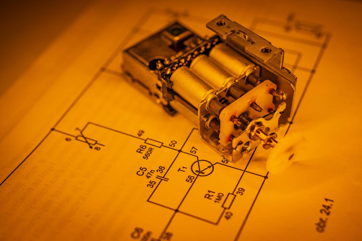 What Is the General Model of Embedded System? A No-BS Guide for Aspiring Developers